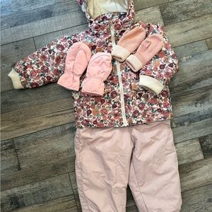 H&M Light Pink/Floral Snowsuit 2T